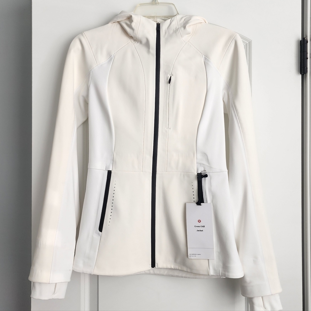 Lululemon White Cross Chill Jacket Size 4